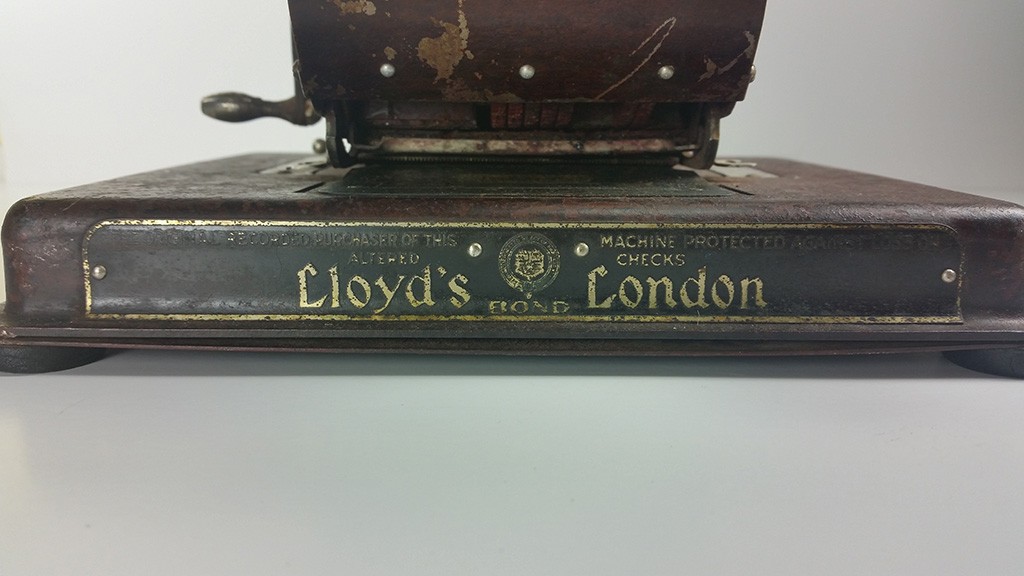 Lloyd's of London, Front Panel